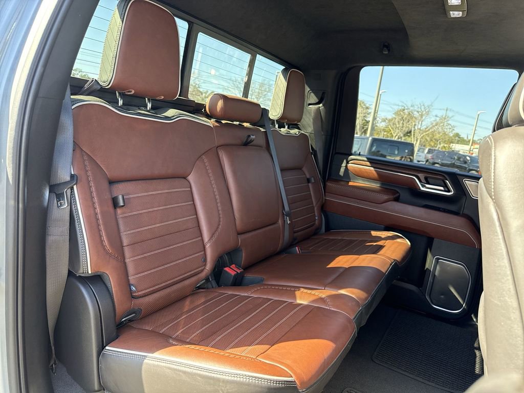 Used 2024 GMC Sierra 2500 Denali Ultimate image 24