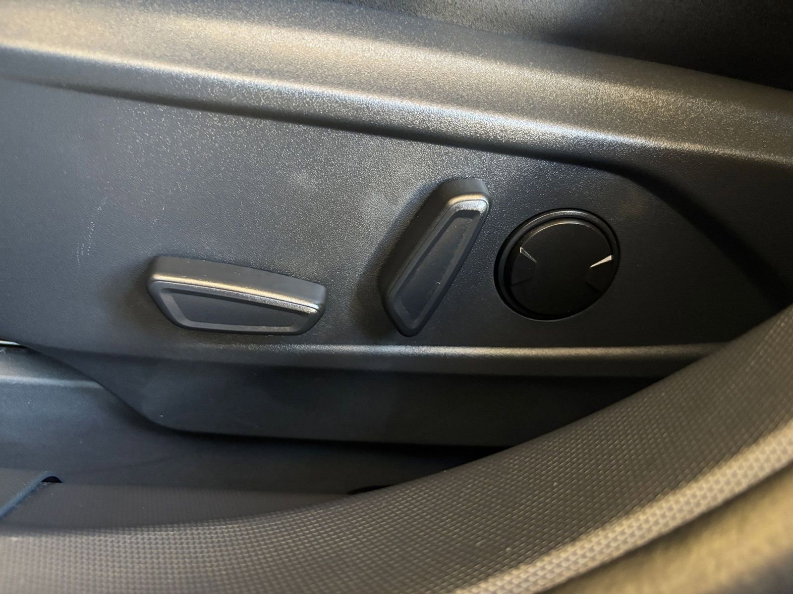 Used 2023 Ford Mustang Mach-E GT image 28