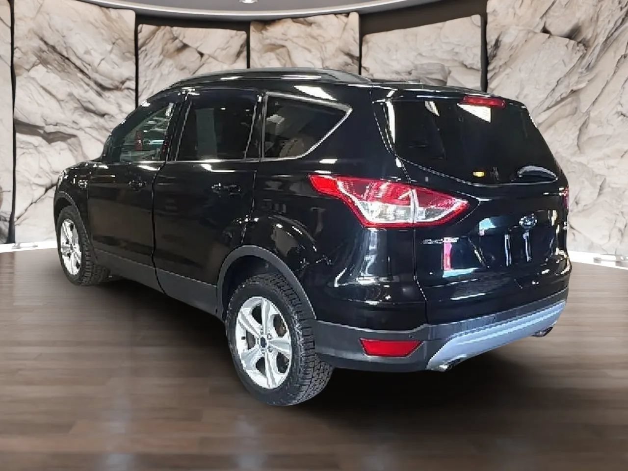 Used 2016 Ford Escape SE w/ Equipment Group 201A AWD/4WD image 8