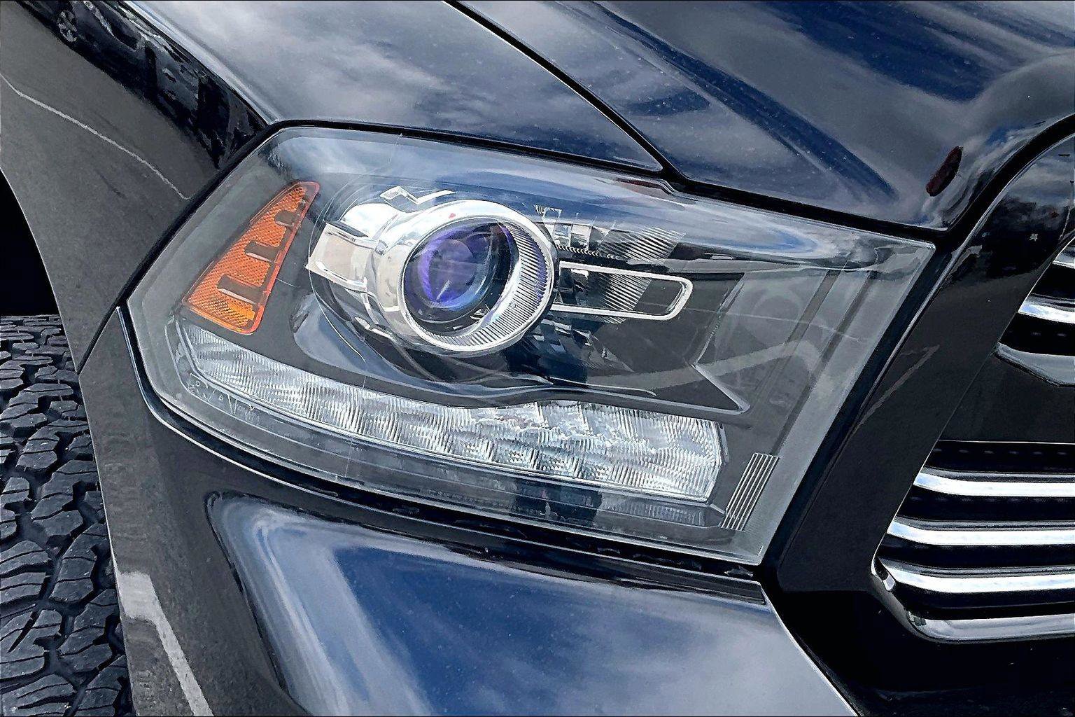 Used 2014 RAM 1500 Sport w/ Sport Premium Group image 31