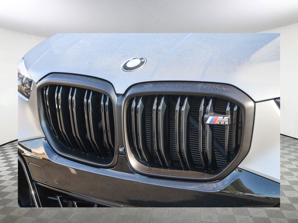 Used 2025 BMW X5 M60i image 6