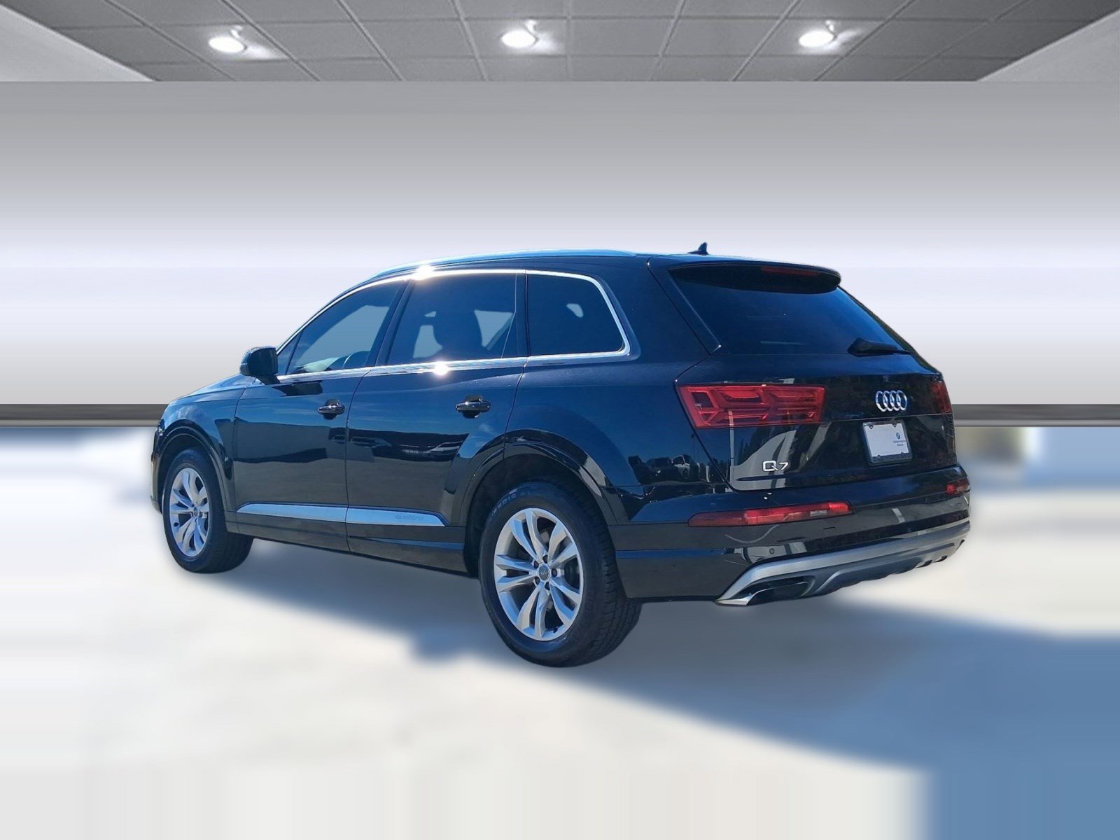 Used 2019 Audi Q7 3.0T Premium w/ Convenience Package image 3