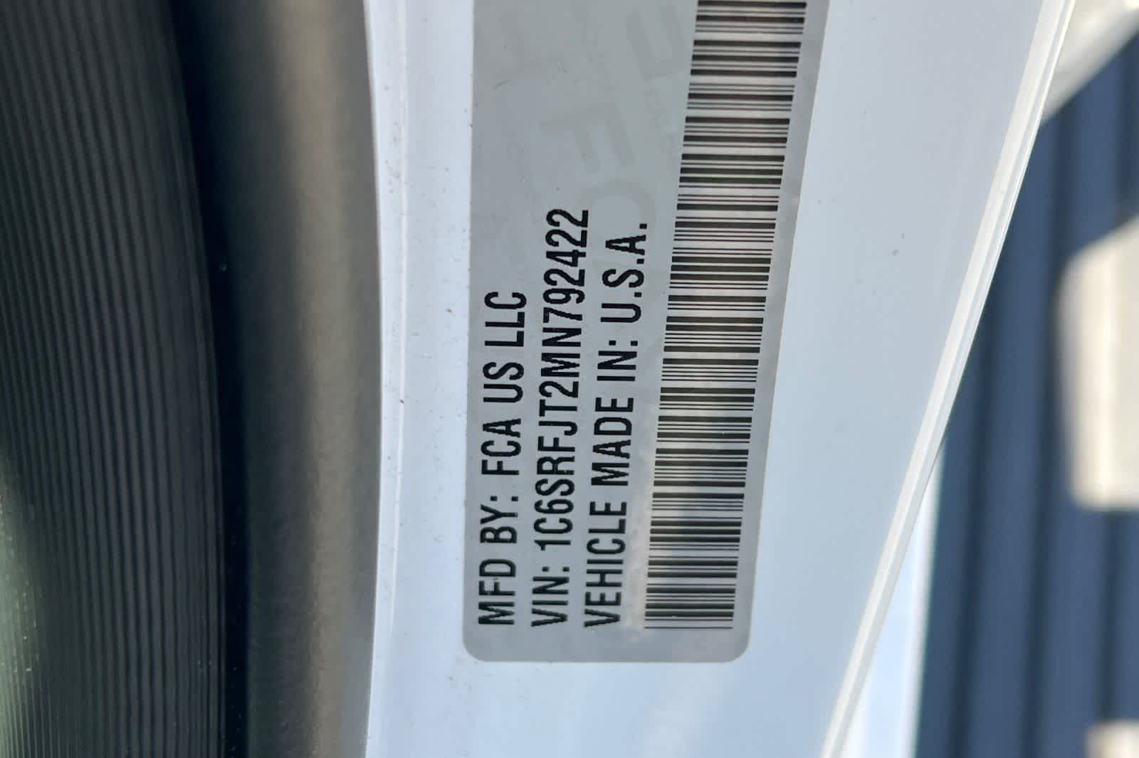 Used 2021 RAM 1500 Laramie AWD/4WD image 30