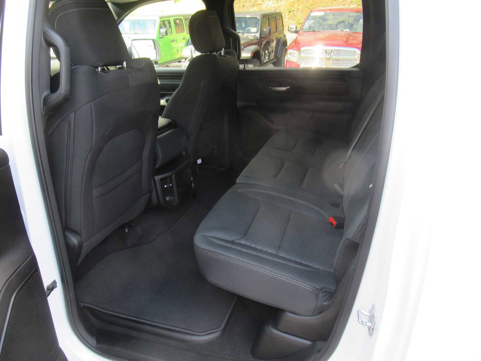 New 2026 RAM 1500 Express image 43