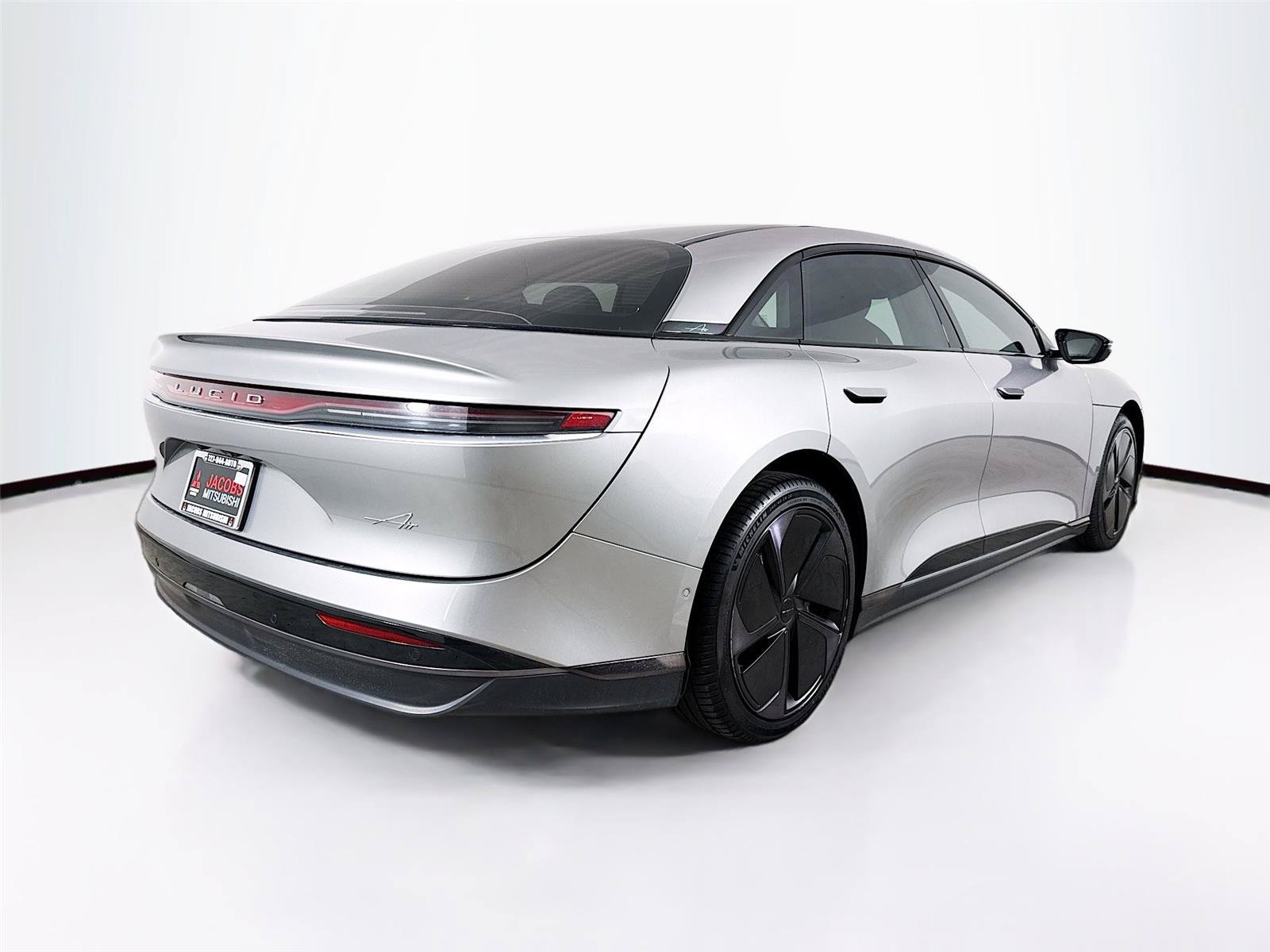 Used 2025 Lucid Air Pure RWD image 12