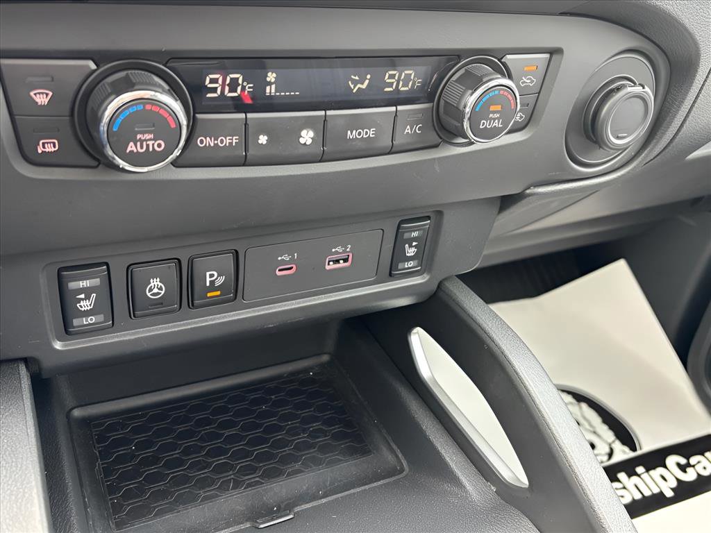 Used 2024 Nissan Frontier SL w/ Technology Package image 16