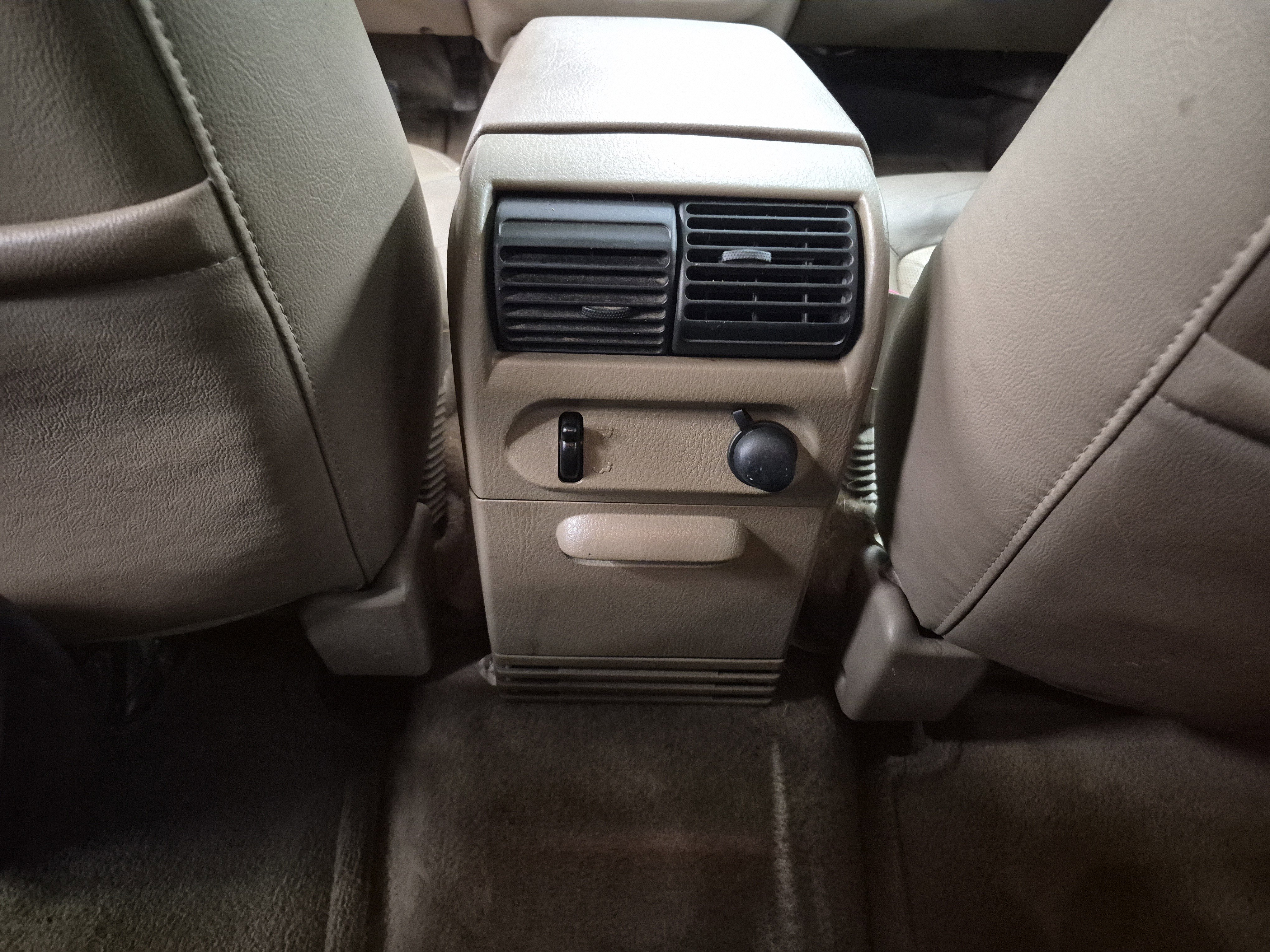 Used 2003 Ford Explorer Eddie Bauer image 17