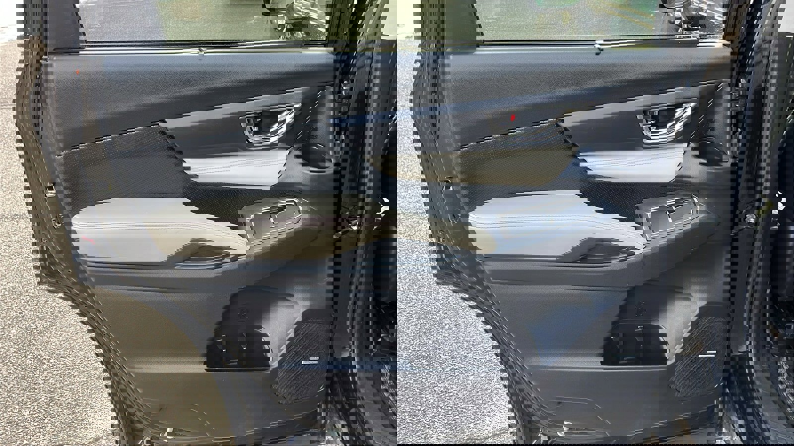 Used 2020 Subaru Ascent Limited w/ Technology Package image 19