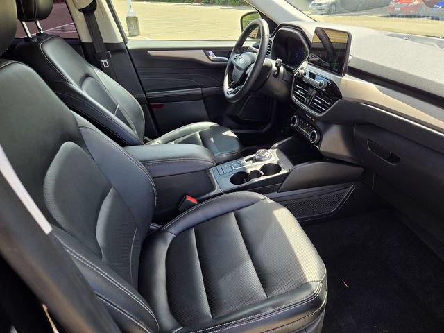 Certified 2022 Ford Escape SEL w/ Technology Package FWD image 13