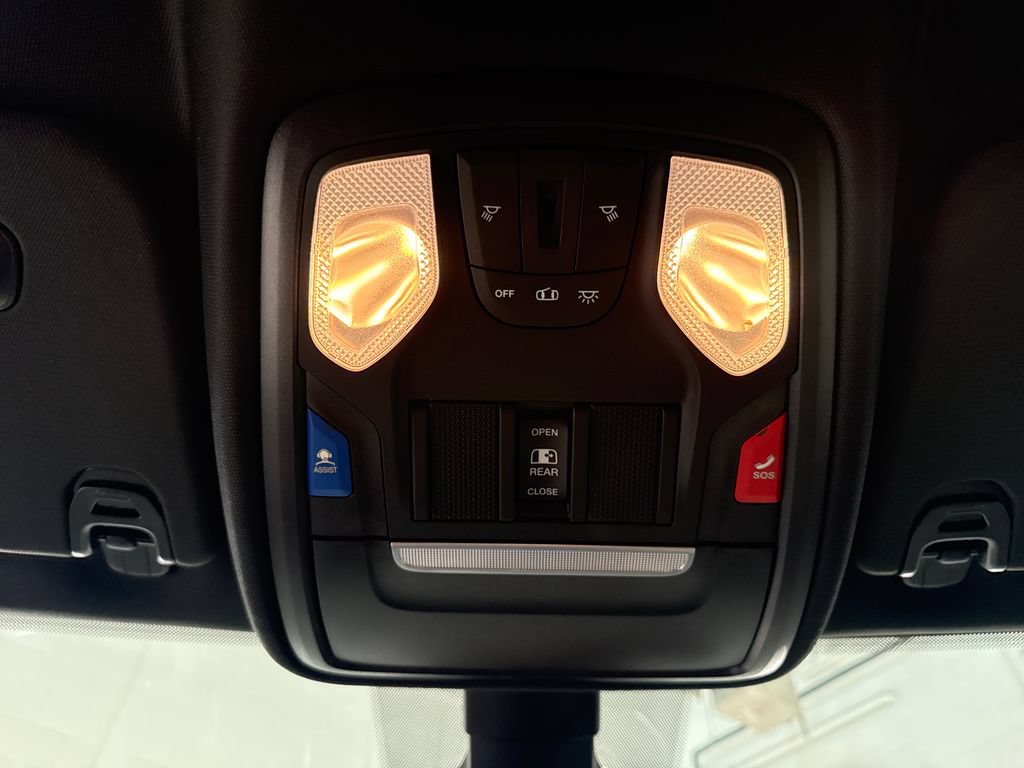 Used 2022 RAM 1500 Big Horn AWD/4WD image 23