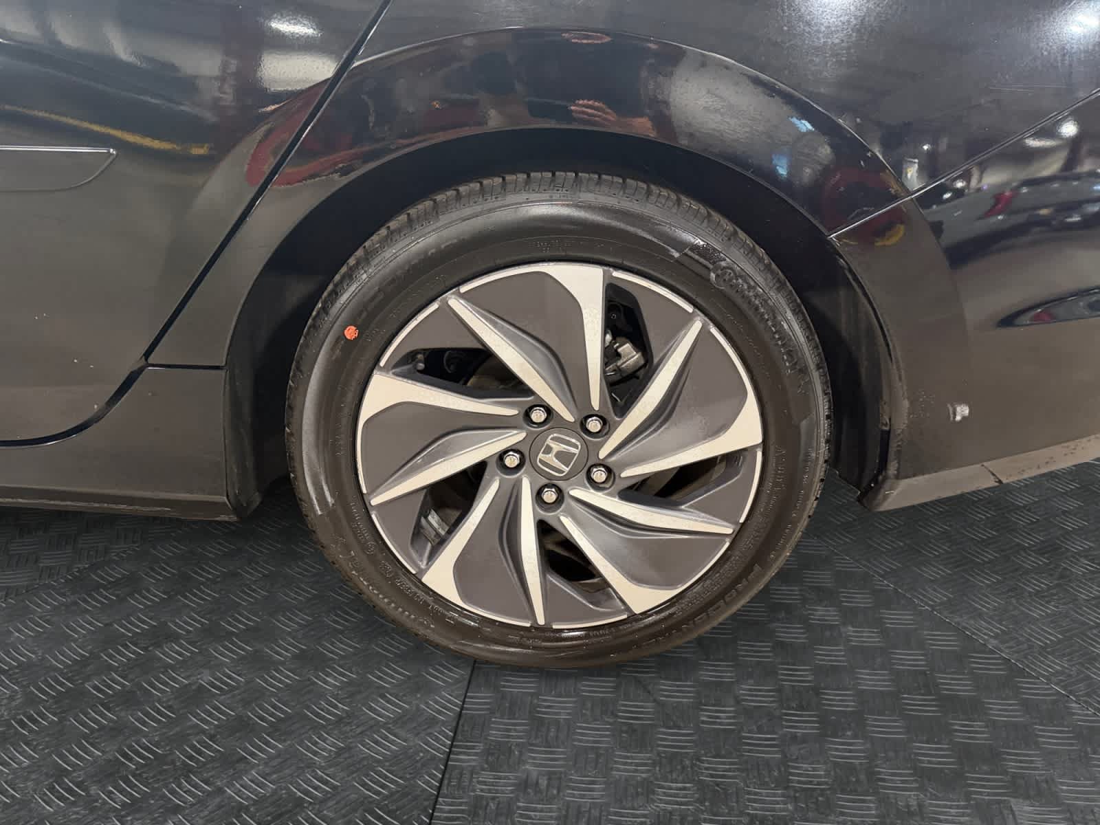 Used 2019 Honda Insight Touring image 14