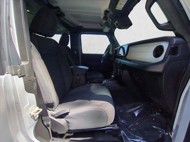 Used 2024 Jeep Wrangler Sport AWD/4WD image 23