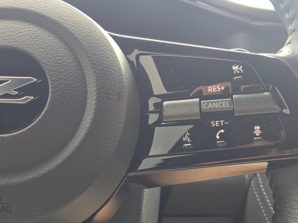 Used 2024 Nissan Z Sport w/ Floor Mat Package RWD image 35