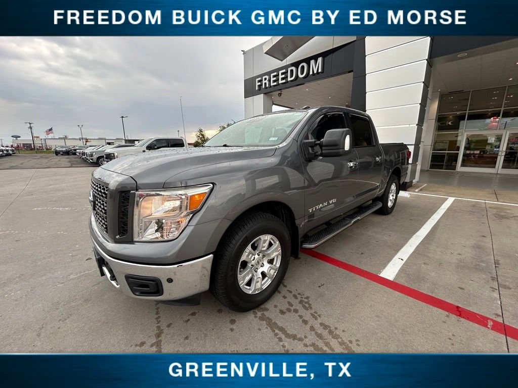 Used 2019 Nissan Titan SV w/ SV Convenience Package AWD/4WD image 1