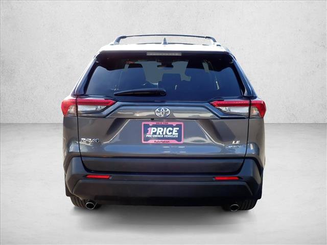 Used 2025 Toyota RAV4 LE AWD/4WD video 3