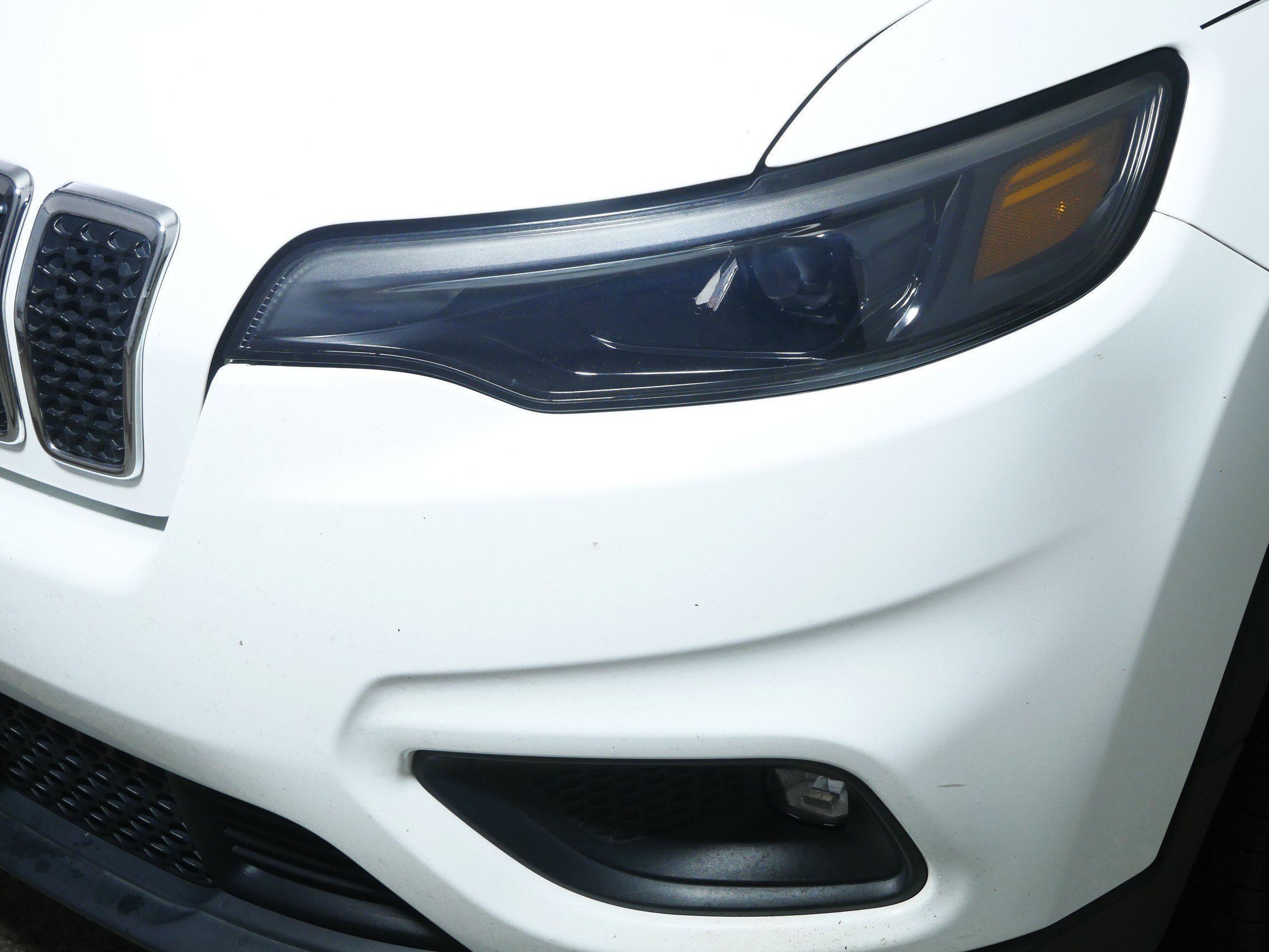 Used 2019 Jeep Cherokee Latitude Plus image 16