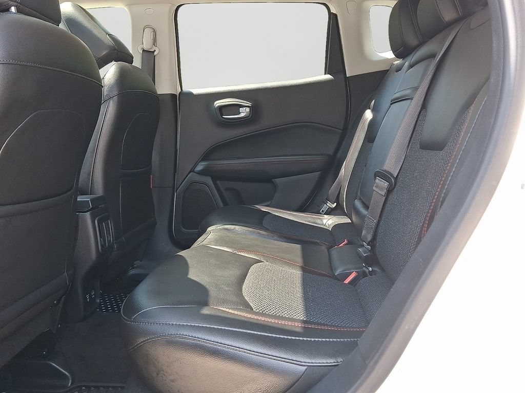Used 2018 Jeep Compass Trailhawk w/ Navigation Group AWD/4WD image 8