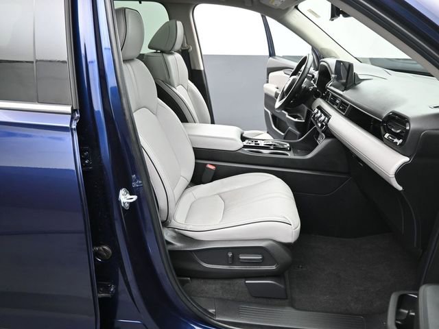 Used 2025 Honda Pilot Elite image 44