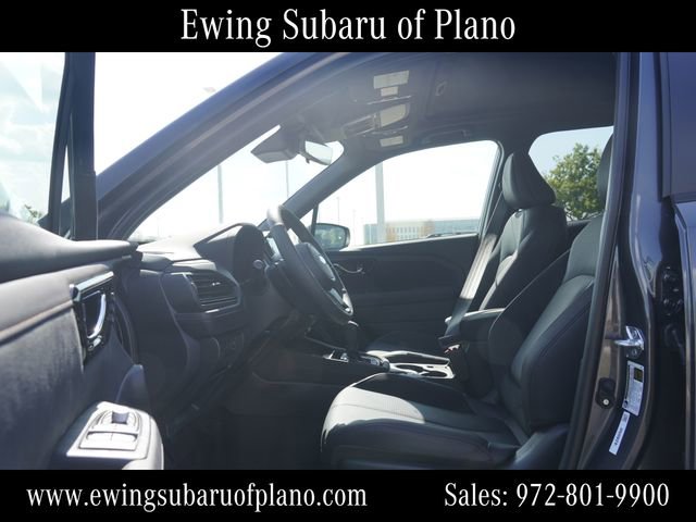 Used 2025 Subaru Forester Touring image 5