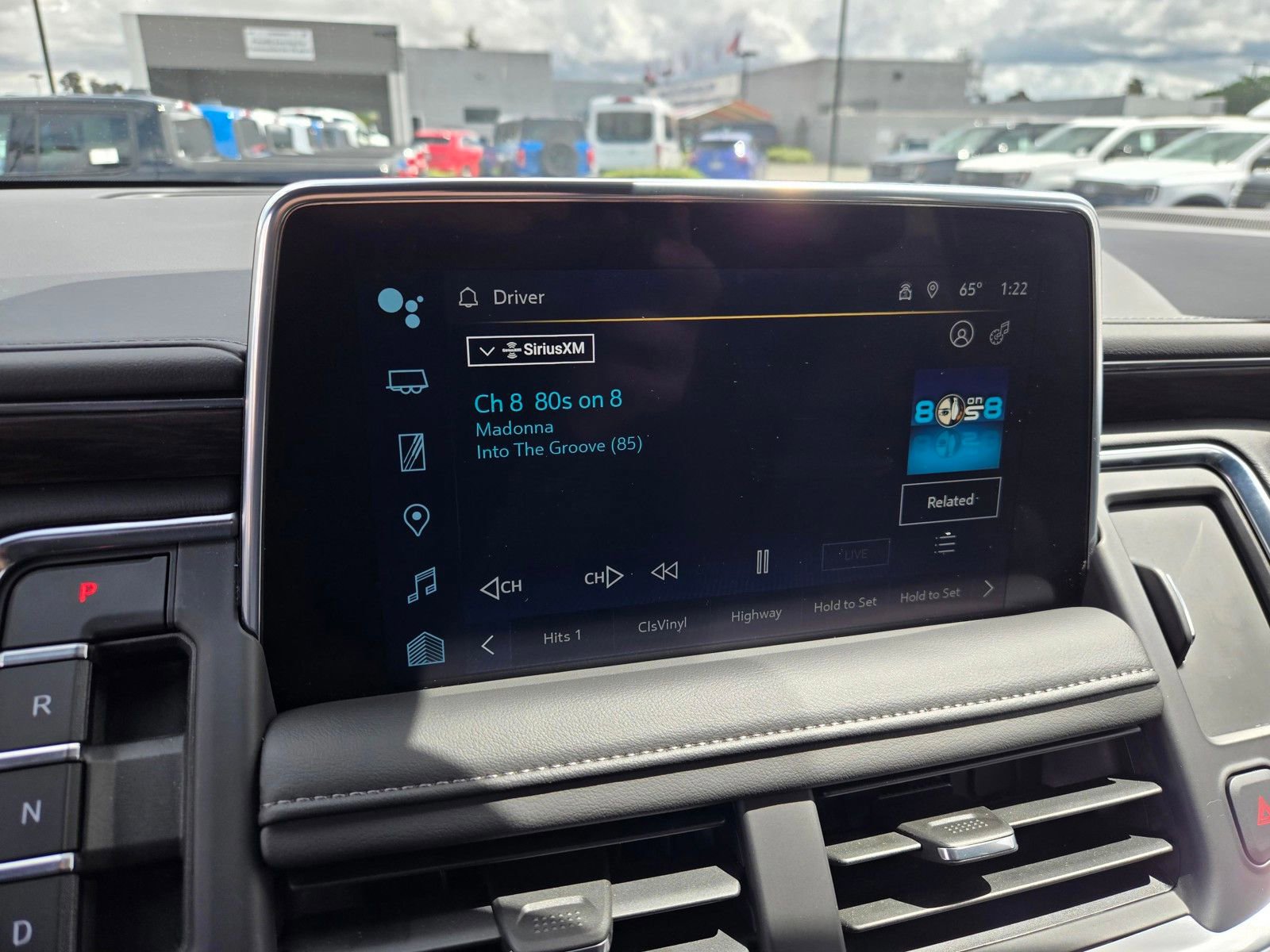 Used 2023 Chevrolet Tahoe Z71 w/ Z71 Off-Road Package image 22