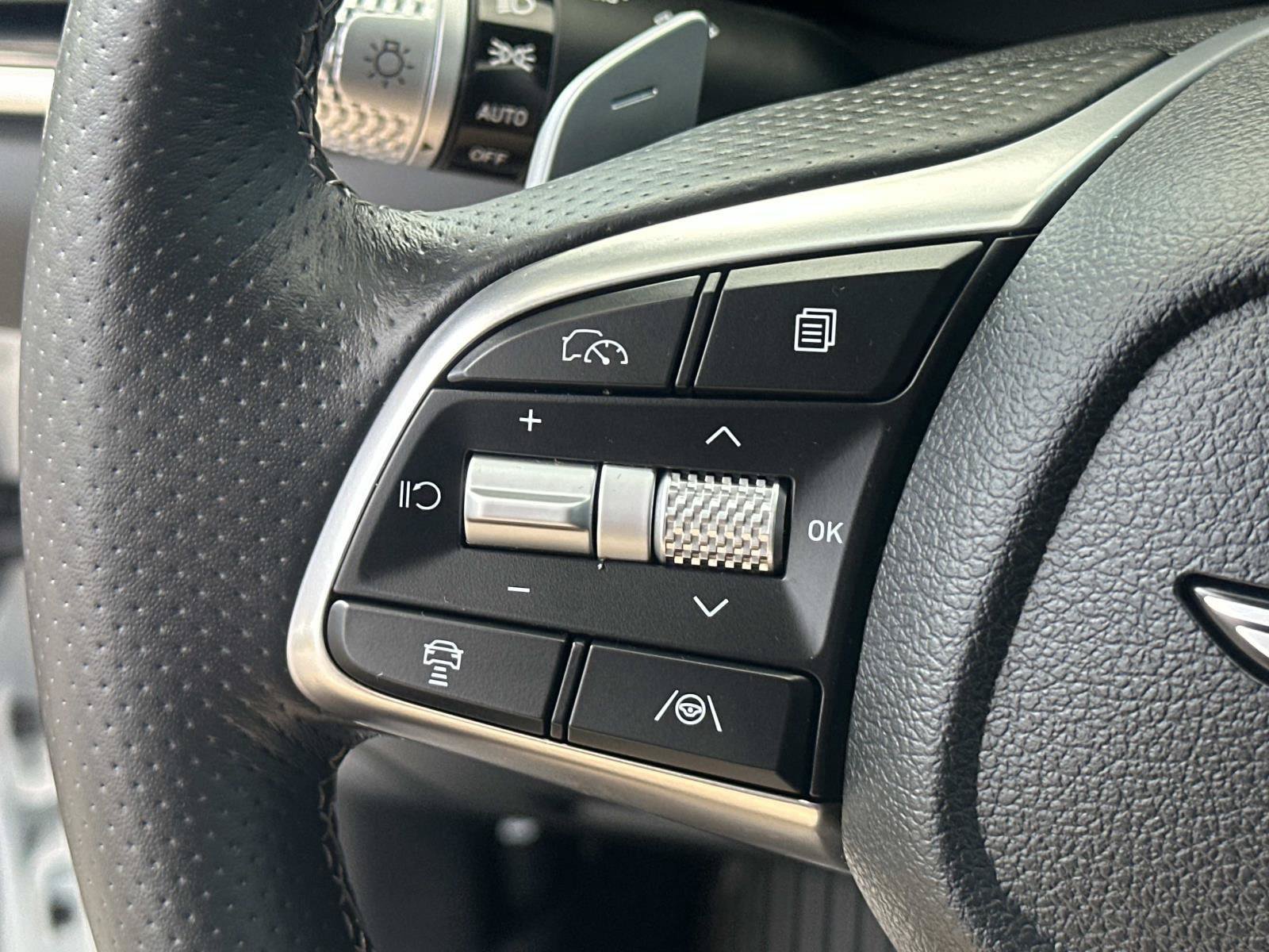 Used 2026 Genesis G70 2.5T RWD image 19