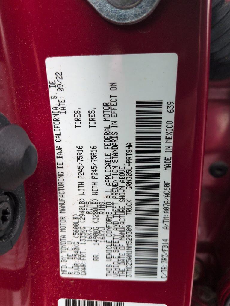 Used 2022 Toyota Tacoma SR AWD/4WD image 29