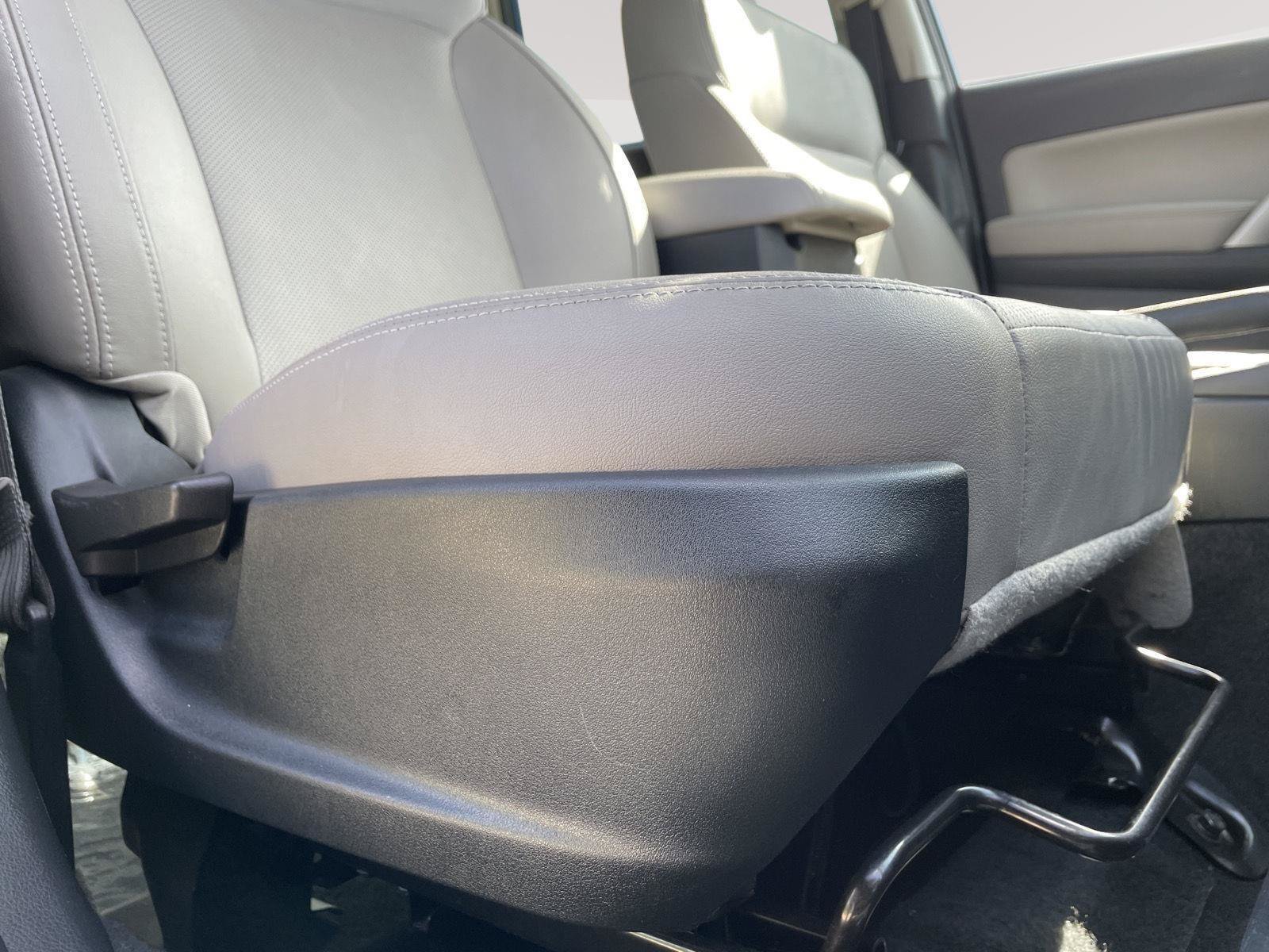 Used 2018 Subaru Forester 2.5i Limited AWD/4WD image 5