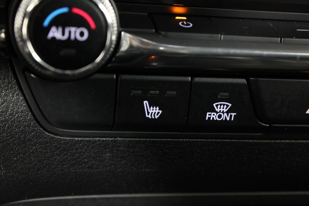 Used 2021 MAZDA MAZDA3 s image 23