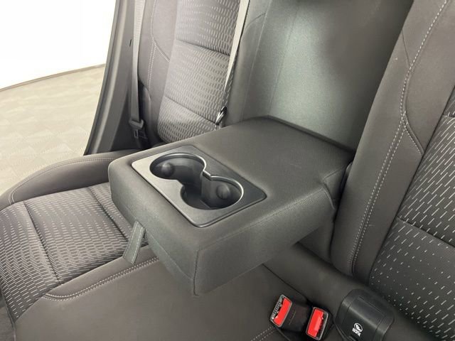 Used 2025 Chevrolet Equinox LT image 40