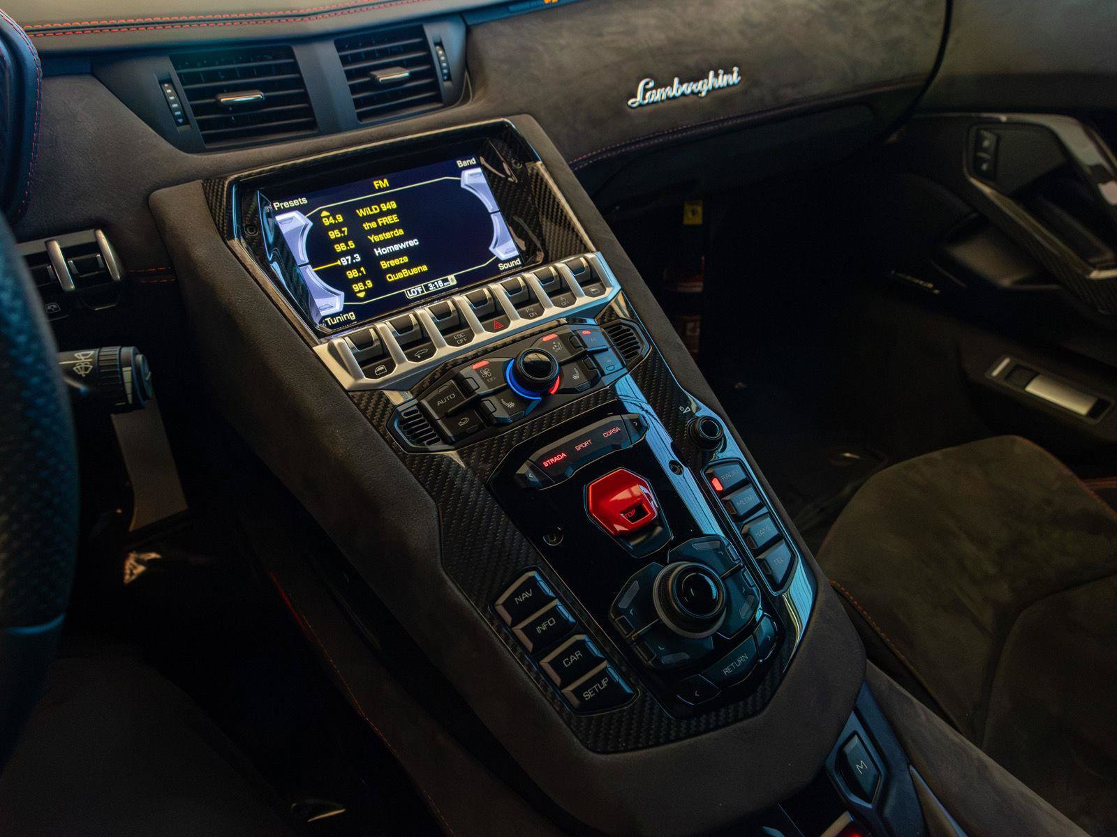 Used 2016 Lamborghini Aventador LP 700-4 AWD/4WD image 15