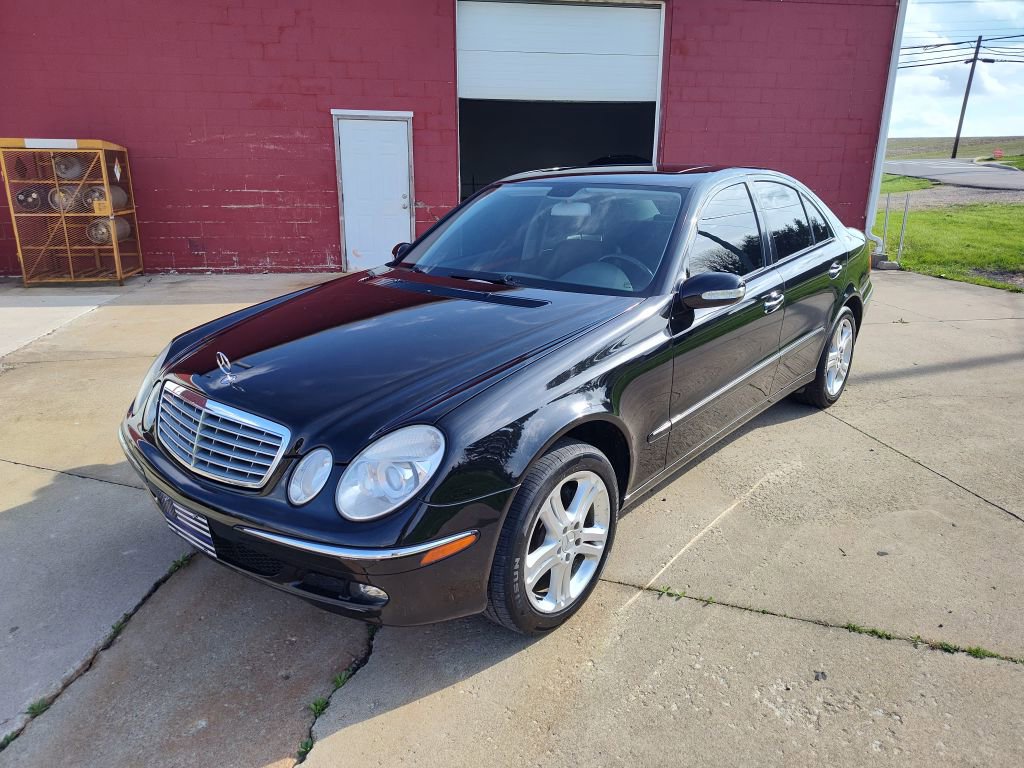 Used 2006 Mercedes-Benz E 350 4MATIC Sedan image 1
