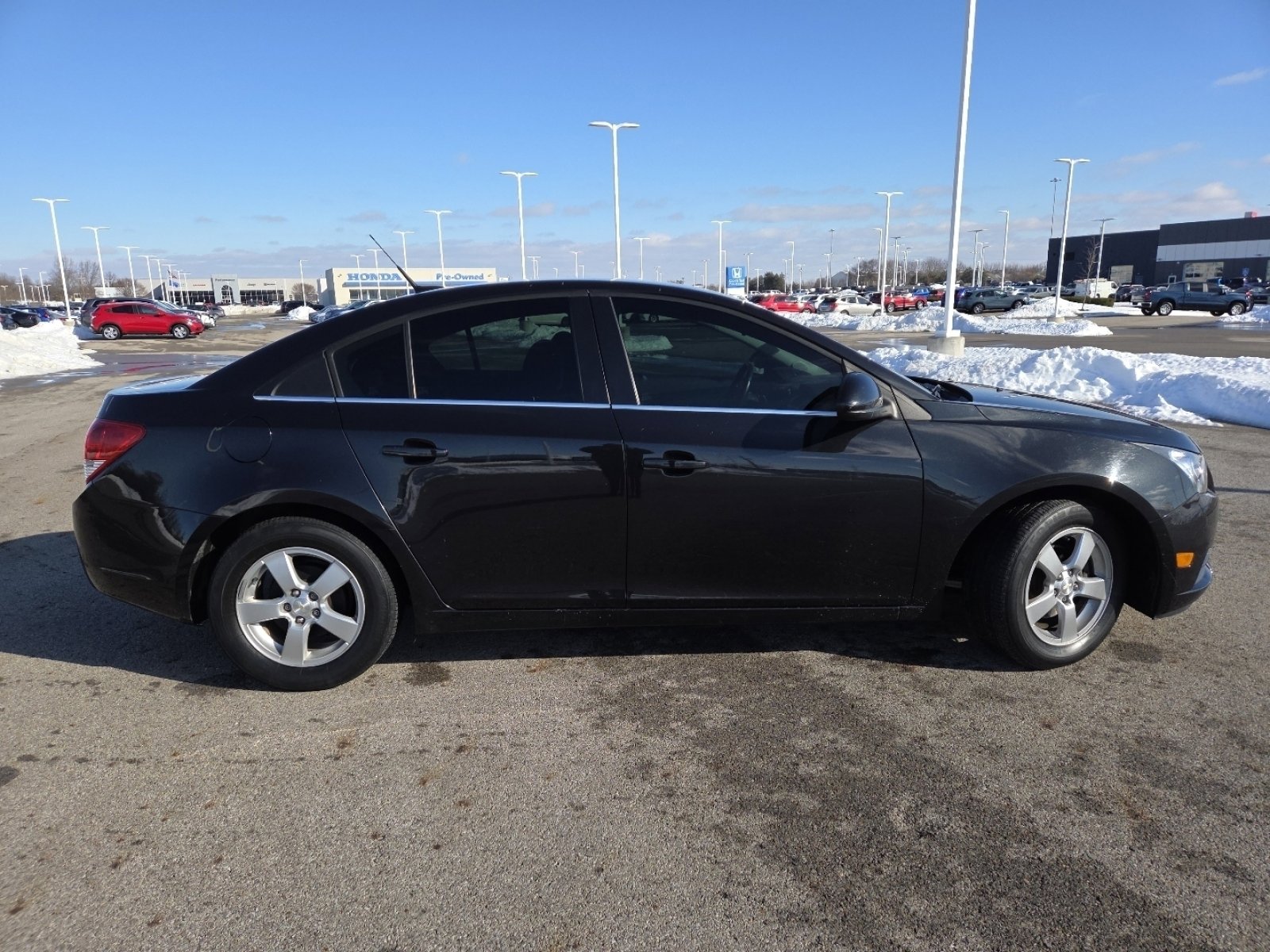 Used 2014 Chevrolet Cruze LT image 16