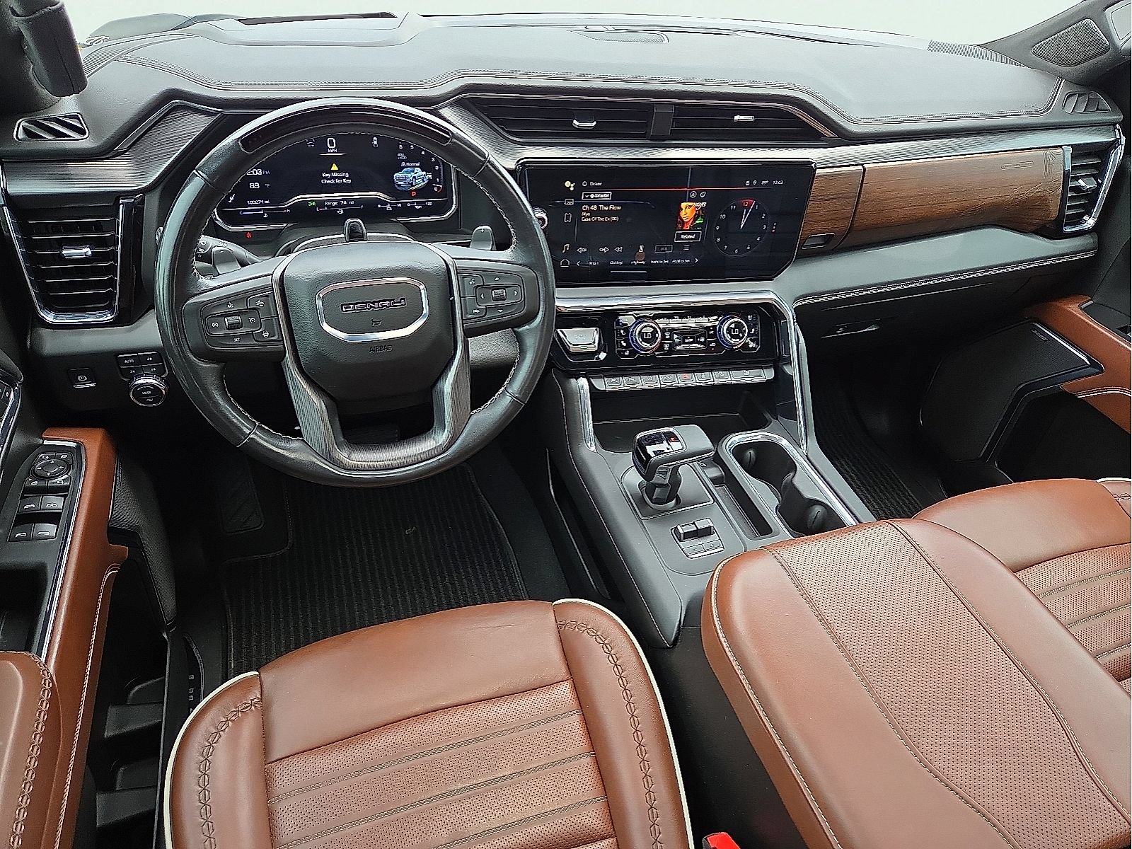 Used 2024 GMC Sierra 1500 Denali Ultimate AWD/4WD image 11