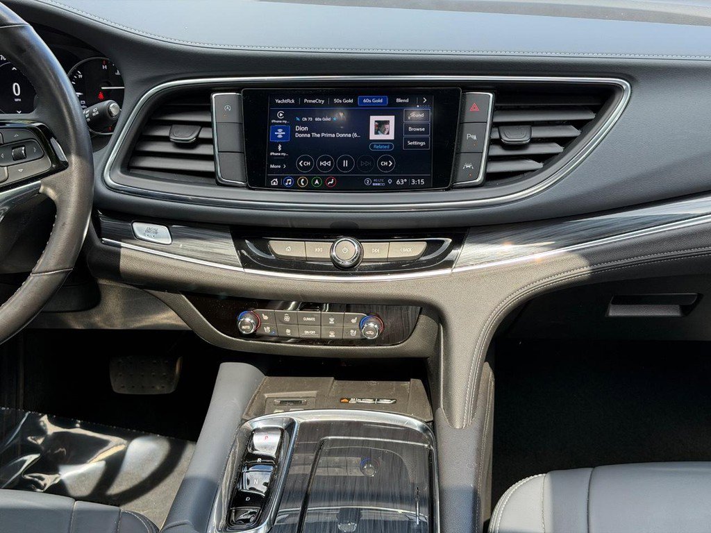 Used 2022 Buick Enclave Premium w/ Experience Buick Package FWD image 14