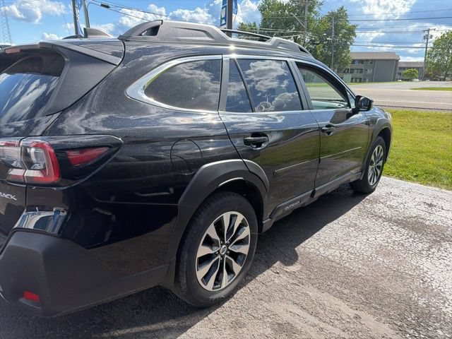 Used 2024 Subaru Outback Limited AWD/4WD image 1