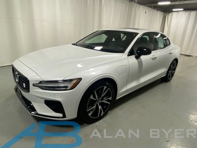Used 2022 Volvo S60 T8 R-Design