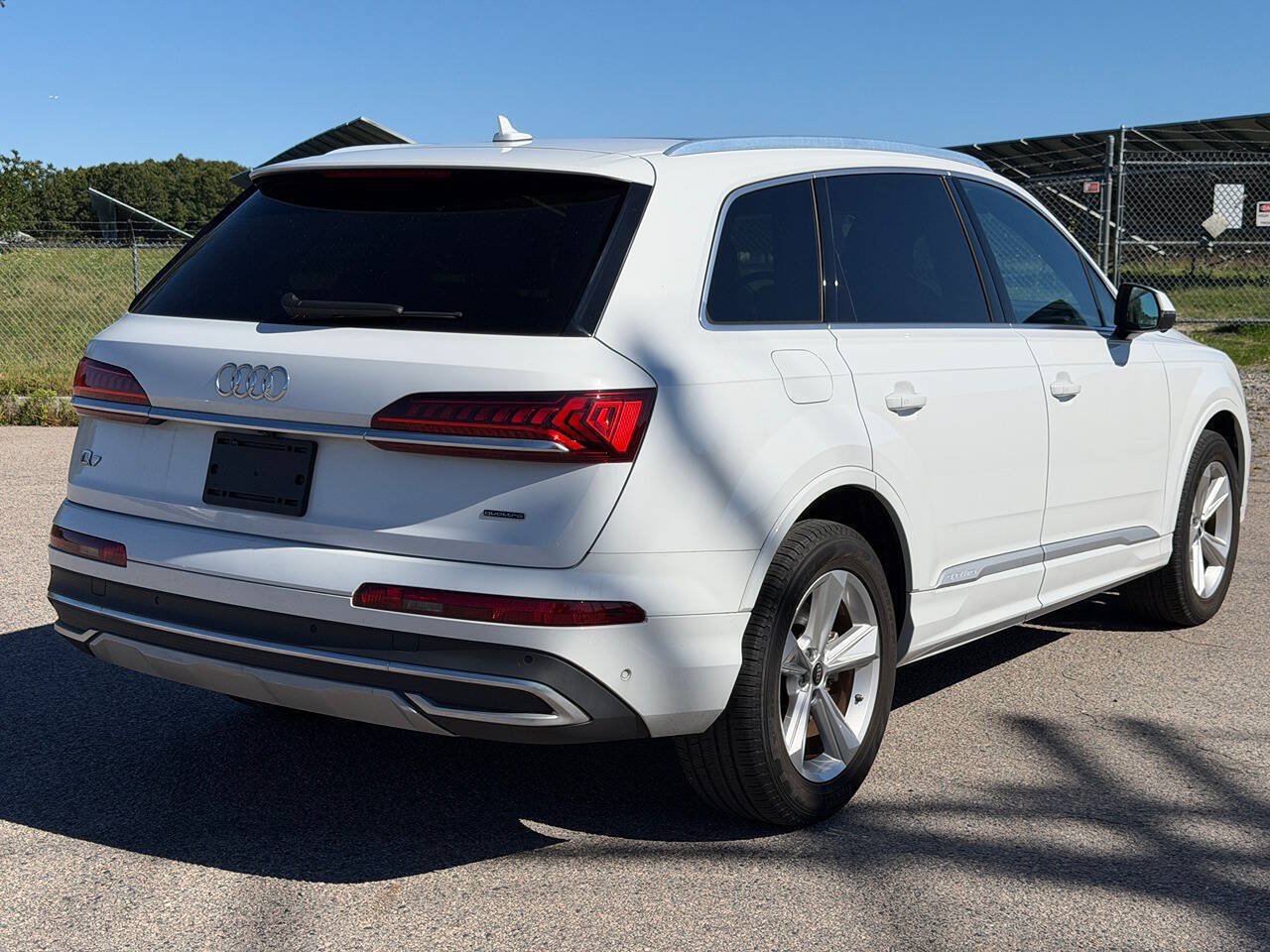 Used 2023 Audi Q7 2.0T Premium Plus w/ Premium Plus Package AWD/4WD image 5