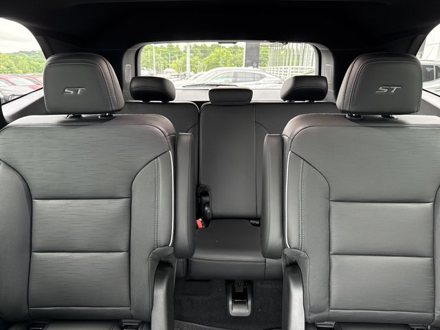 New 2026 Buick Enclave Sport Touring w/ Power Package FWD image 19