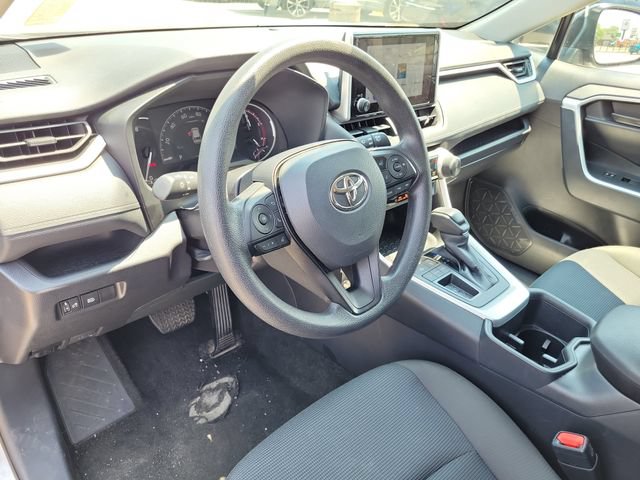Used 2025 Toyota RAV4 LE FWD image 21
