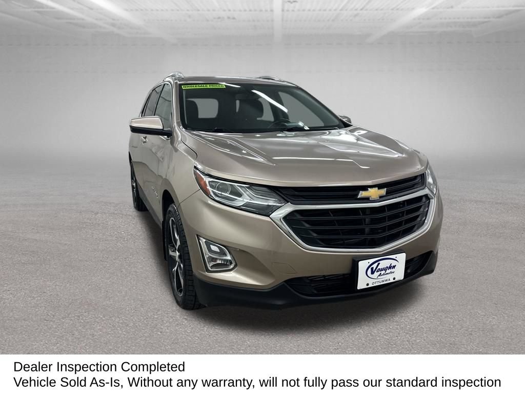 Used 2018 Chevrolet Equinox LT w/ Sun & Infotainment Package AWD/4WD image 3