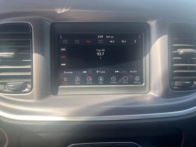 Used 2022 Dodge Charger SXT w/ Blacktop Package image 13