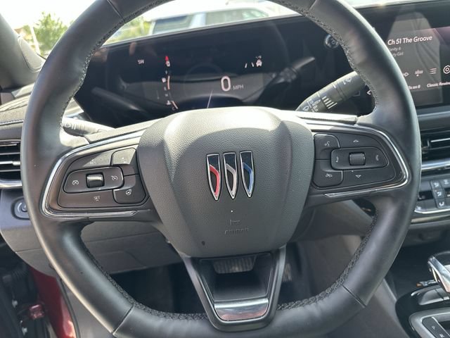 Used 2025 Buick Envista Sport Touring w/ Convenience I Package FWD image 13