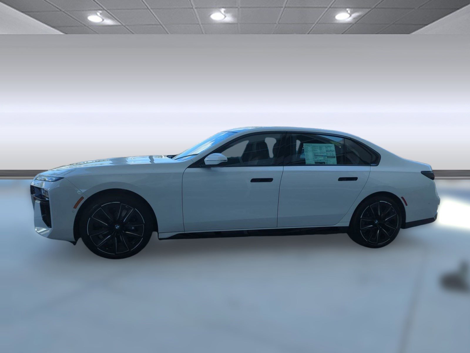 Used 2026 BMW 760i xDrive AWD/4WD image 2