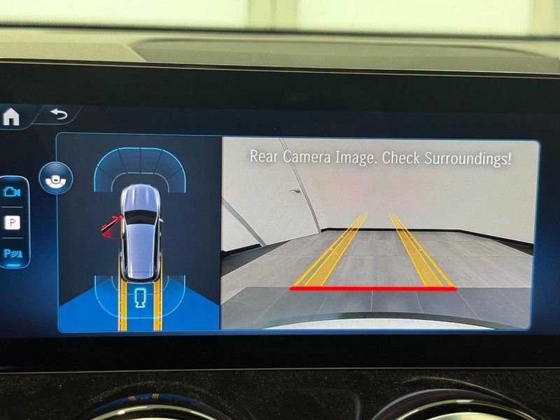 New 2025 Mercedes-Benz GLB 250 4MATIC image 13