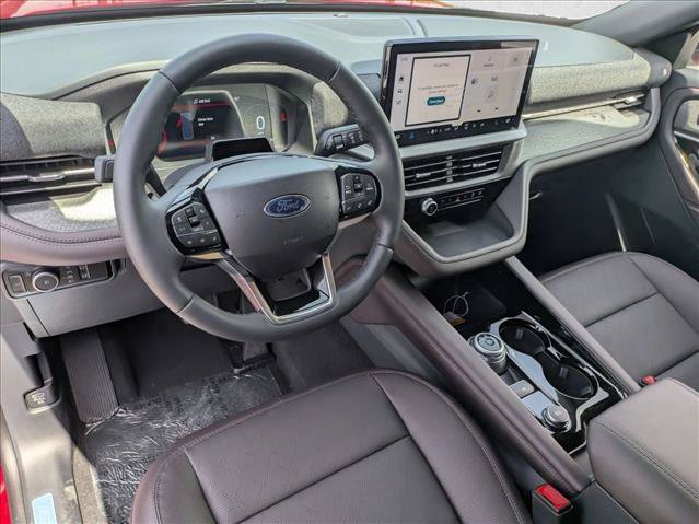 New 2026 Ford Explorer Platinum RWD image 3
