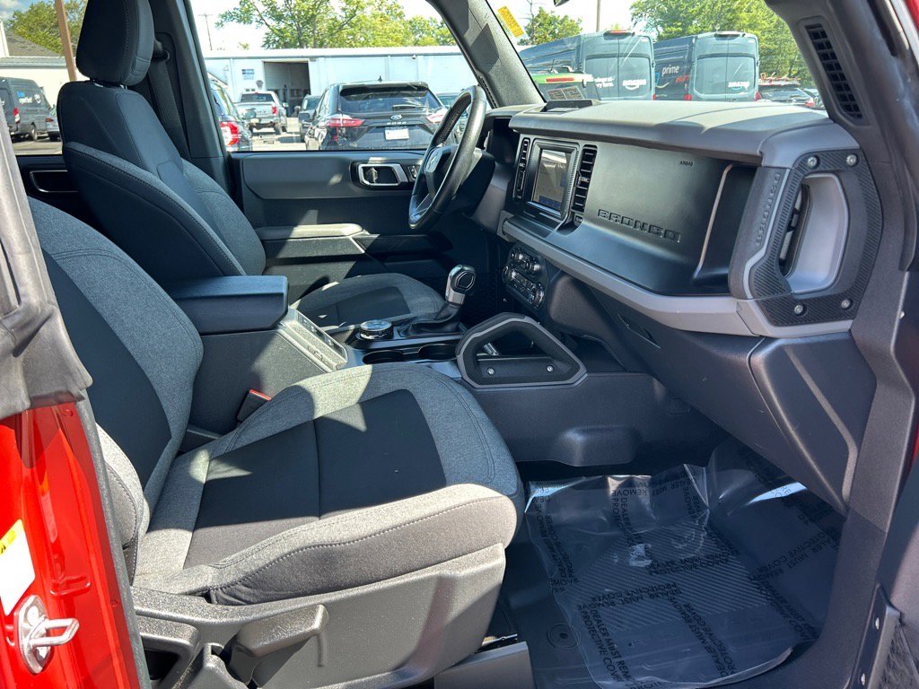 Used 2022 Ford Bronco Big Bend image 16