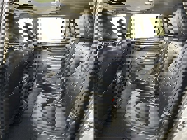 Used 2022 Toyota Highlander XLE image 26