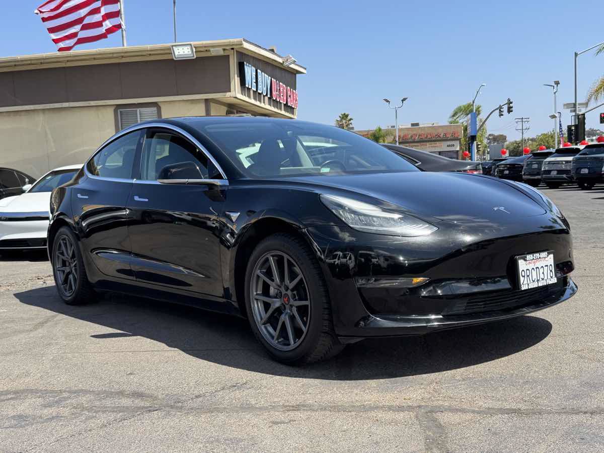 Used 2019 Tesla Model 3 Standard Range RWD image 5