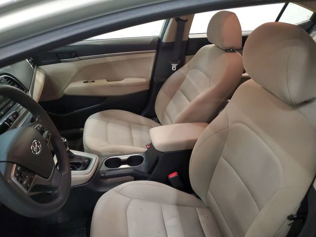 Used 2017 Hyundai Elantra SE image 9
