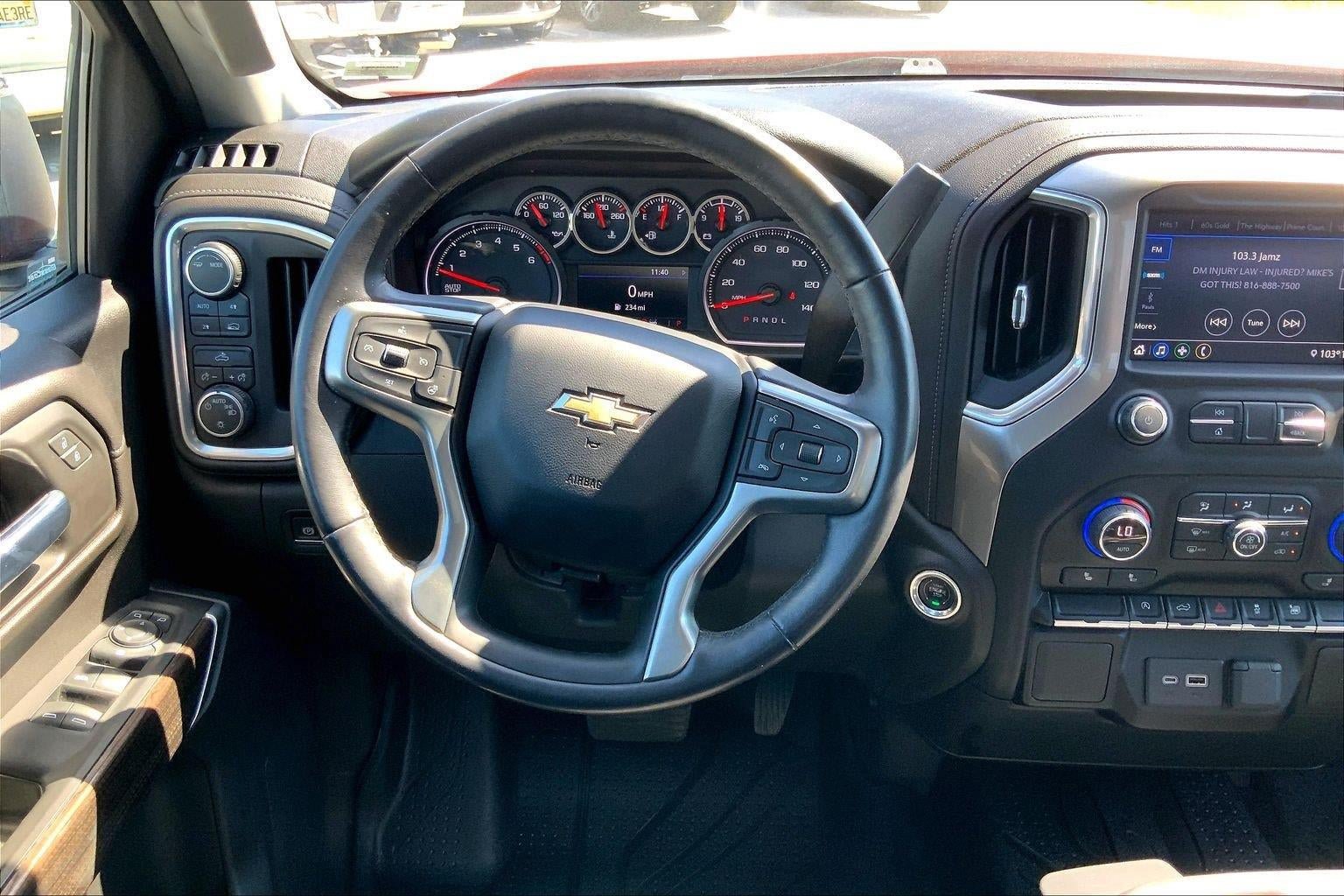 Used 2021 Chevrolet Silverado 1500 LT w/ LPO, Liner Protection Package AWD/4WD image 5